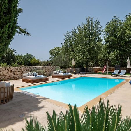 Villa Ellie - Heated Pool, Playground, Garden & Bbq! Vederoi Luaran gambar
